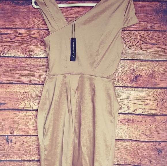 NWT Walter Baker W118 Anabelle gold dress size XS - Picture 6 of 8